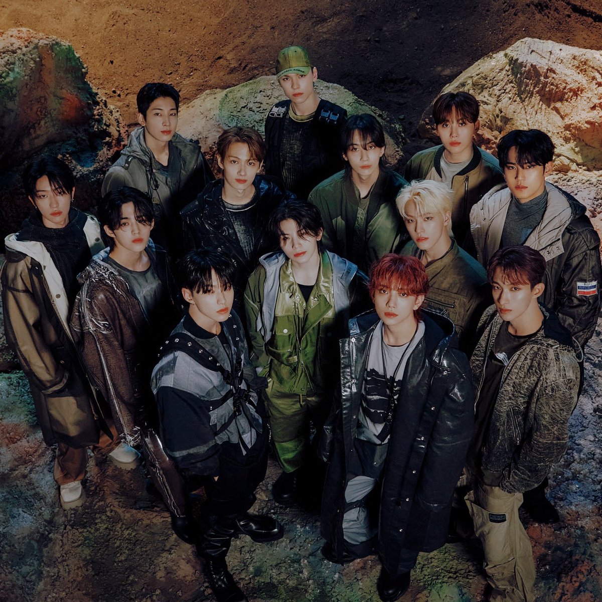 chartdata's tweet image. #2024MAMA Awards Artist of the Year (Daesang) Winner: SEVENTEEN (@pledis_17)