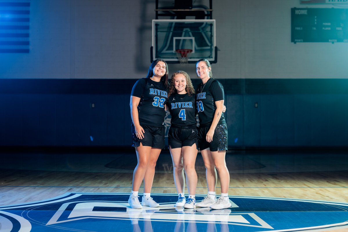 RivierRaiders's tweet photo. 🏀🏒 GAME DAY | #RollRaiders

WBB vs. Suffolk | 1 PM
MBB vs. Brooklyn | 3 PM
WIH vs. Worcester St. | 4:20 PM | Youth Hockey Night
MIH vs. Anna Maria | 7:30 PM | Youth Hockey Night

🖥️📊 https://t.co/AJguzXM7iV https://t.co/3XPMrEzaKX