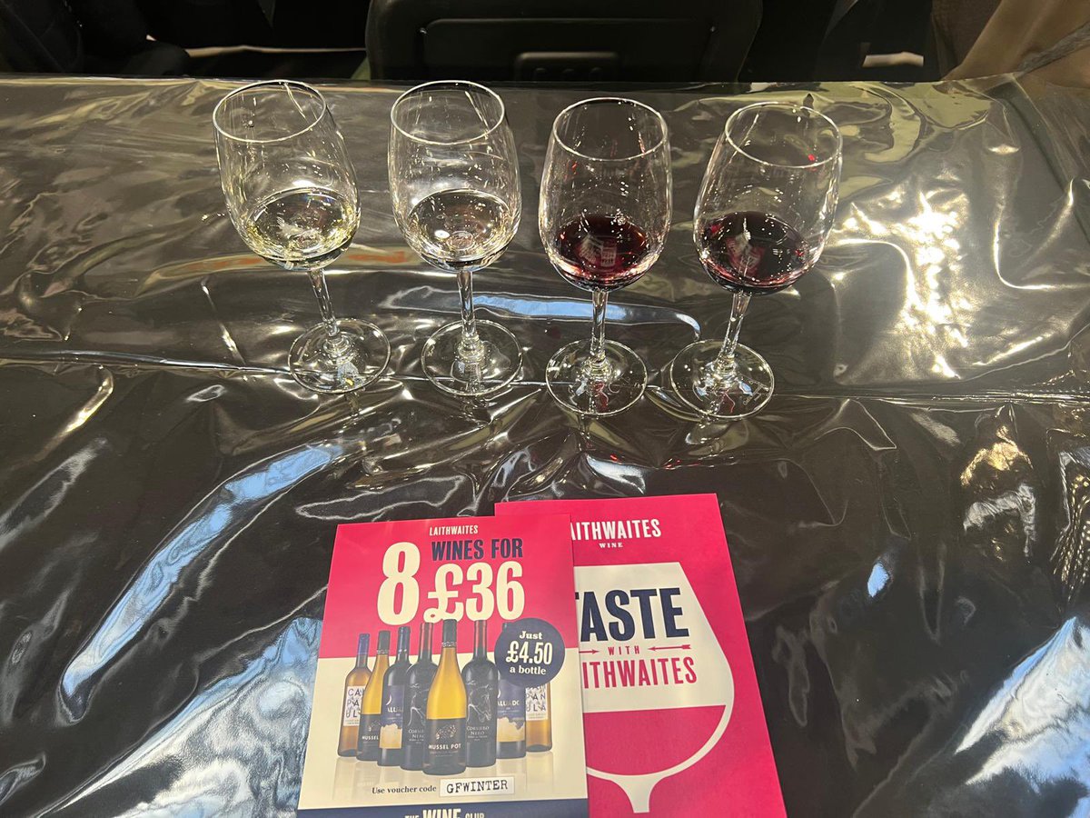 TracyDarlison's tweet photo. Had a fab weekend at Good Food show with @alexunsworth2 @shelleyjonessj and Julia
Lots of laughs wine tasting and got to meet the lovely @TVsAndyClarke and @jamesmartinchef 😁 https://t.co/aGCtxgDPy7