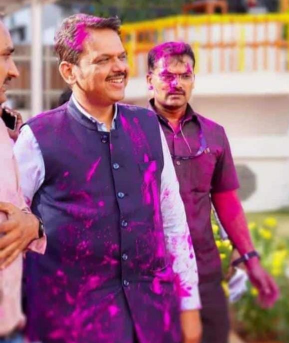 datta_naik51814's tweet photo. From strengthening rural infrastructure to transforming urban spaces, Devendra Fadnavis is working tirelessly for a Maharashtra that thrives. 
#महाराष्ट्रराज्याचे_मुख्यमंत्री_देवेंद्रजी_फडणवीस
@ANULOMMH
@SwanandOak84396
@SujataM71 @cadetvikrant4u @DeshpandeV7768 @Dev_Fadnavis https://t.co/N6HLPKJZ1h