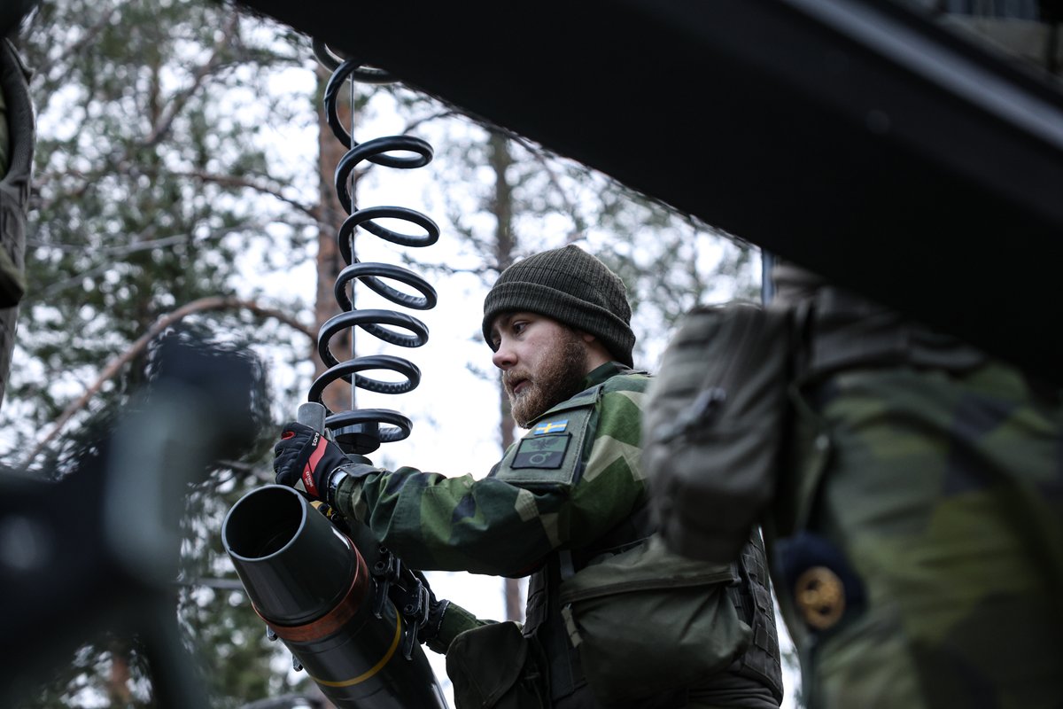 More beautiful shots of the Swedish Archer at #DynamicFront in Finland

#WeAreNATO <a href="/NATO/">NATO</a>  <a href="/SHAPE_NATO/">SHAPE - NATO Allied Command Operations</a> <a href="/US_EUCOM/">U.S. European Command</a>  <a href="/USArmy/">U.S. Army</a>  <a href="/Puolustusvoimat/">Puolustusvoimat</a> <a href="/usembfinland/">U.S. Embassy Finland</a>  <a href="/56ArtilleryCmd/">U.S. Army 56th Artillery Command</a> <a href="/Forsvarsmakten/">Försvarsmakten</a>