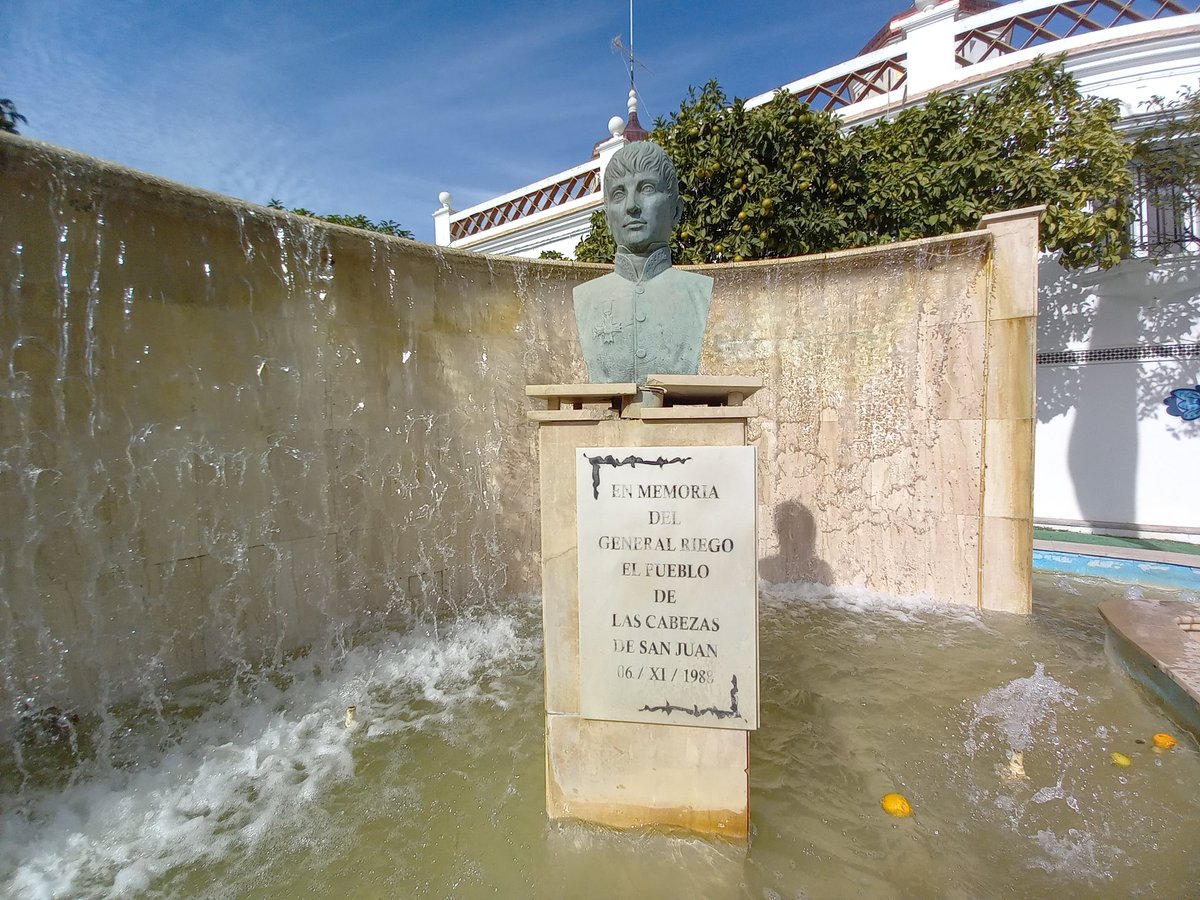 <a href="/minube/">minube</a> <a href="/LasCabezasnet/">LasCabezas.net</a> <a href="/CulturalAstarte/">Astarté: Asociación Cultural y Artística</a> <a href="/lascabezastv/">Telecable Las Cabezas AVATEL</a> <a href="/elbarroquista/">El Barroquista</a> <a href="/_2caram0uche/">Scaramouche</a> <a href="/A_RojasRabaneda/">Patrimonio Cultural y Arqueología</a> <a href="/aviajarblog/">A Dónde Viajar 📍</a> <a href="/bcnTB/">BCN Travel Bloggers</a> <a href="/BarrocoOrgullo/">OrgulloBarroco</a> También en #LasCabezasDeSanJuan tuvo lugar el pronunciamiento de #Riego en 1820, que trajo el Trienio Liberal y convirtió al joven general en un mito. En primavera se celebran recreaciones históricas.