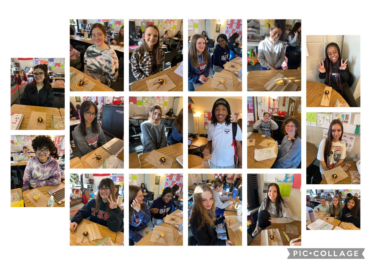 LisaMBoone's tweet photo. These ECE kids are awesome! We had some fun w an edible craft yesterday. I LOVE these ‘TURKEYS’! 🦃 Happy Thanksgiving! #bigkidsplaytoo #ECEisfun https://t.co/xMgDAoqk5E