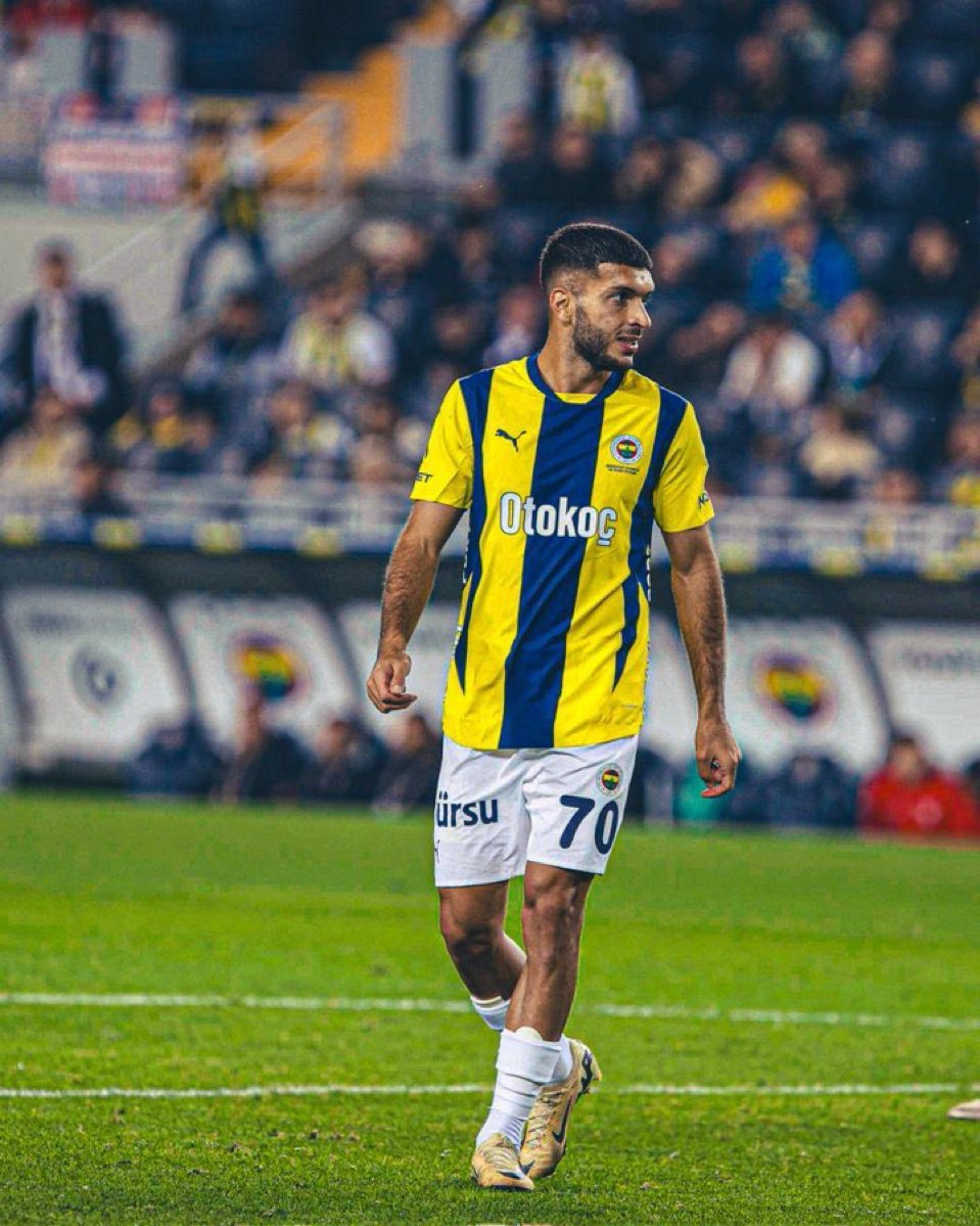 Oğuz Aydın sen ne büyük adamsın cenabet symanzski ye bile gol attırdın . Kral