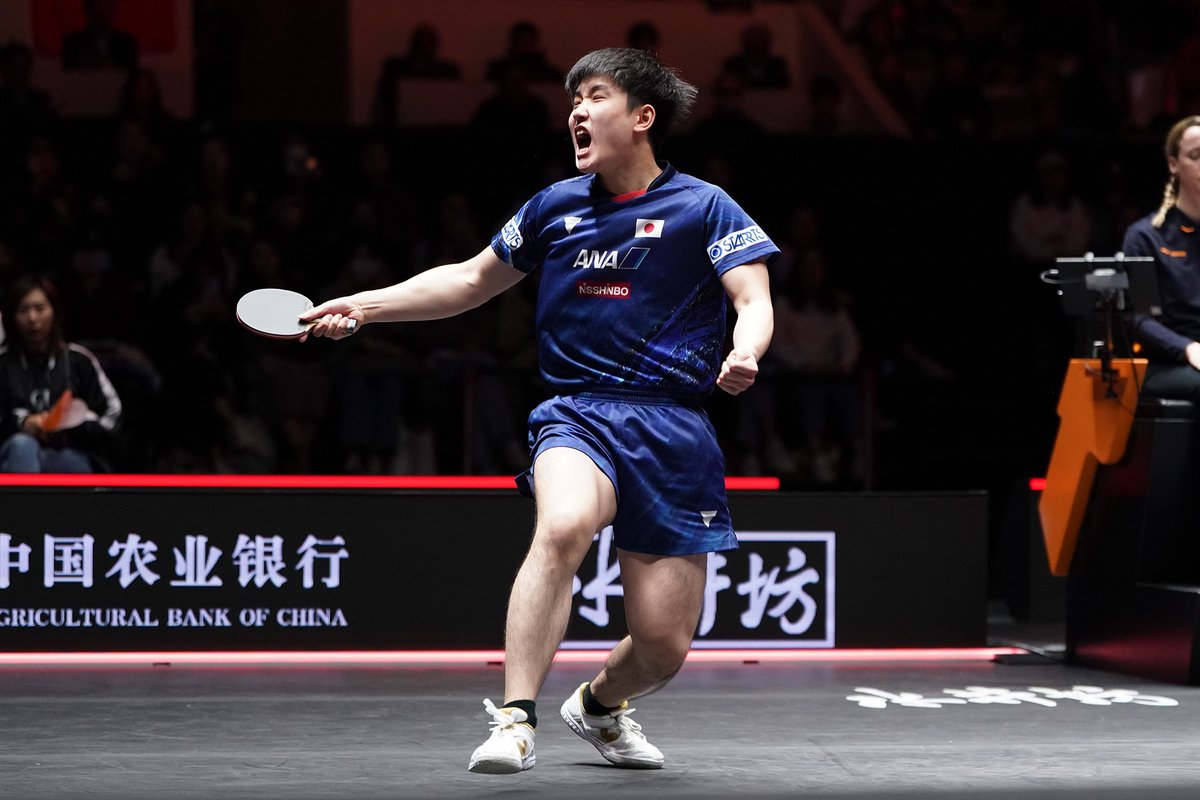 tvtokyo_tt's tweet photo. ホームの声援を力に、決勝の舞台へ。
#張本智和 が世界2位の中国次世代エースを破る❤️‍🔥🙌

#WTTファイナルズ福岡 2024🇯🇵
試合結果・トーナメント表▶️https://t.co/T9ogYYstgy

📸PHOTO：Itaru Chiba https://t.co/TxSknn6upv