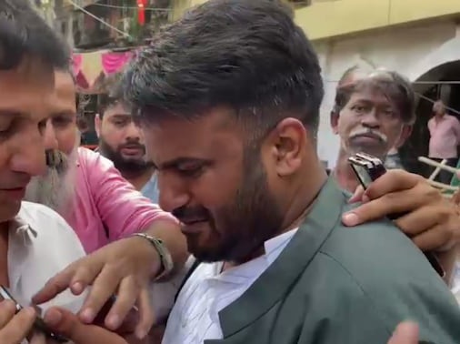 NewsAlgebraIND's tweet photo. BIG NEWS 🚨 Swara Bhaskar cries foul after MASSIVE defeat of her husband from Mumbai's Anushakti Nagar.

She alleged EVMs were tampered in Maharashtra.

Fahad Ahmad has been defeated by Ajit Pawar's party in Anushakti Nagar. 

Swara's controversial speeches and statements were viral during campaign.