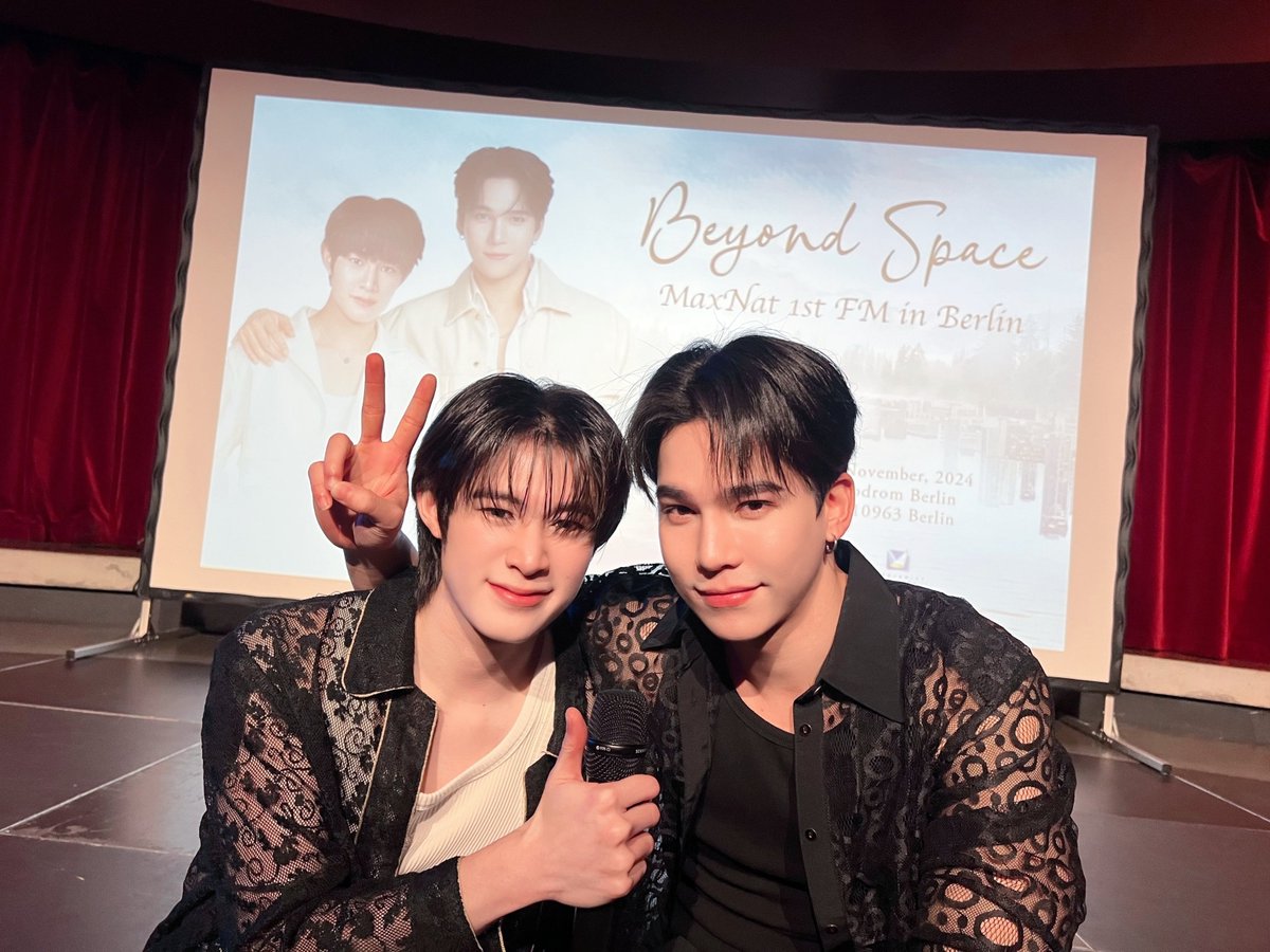 “แม้ก” @MMaxmaxxxx และ “ณฐ” <a href="/natasittttt/">Nat ;) น้องแจมแจมแจม ft. ไนท์ 🥸</a> ซ้อมรันทรูเตรียมพร้อมรอเจอกับทุกคนในงาน Beyond Space MaxNat 1st FM in Berlin ✨

ฝากทุกคนส่งกำลังใจให้แม้กและณฐด้วยนะคะ 🫶🥰

#mmaxmax #natasitt 
#domunditv