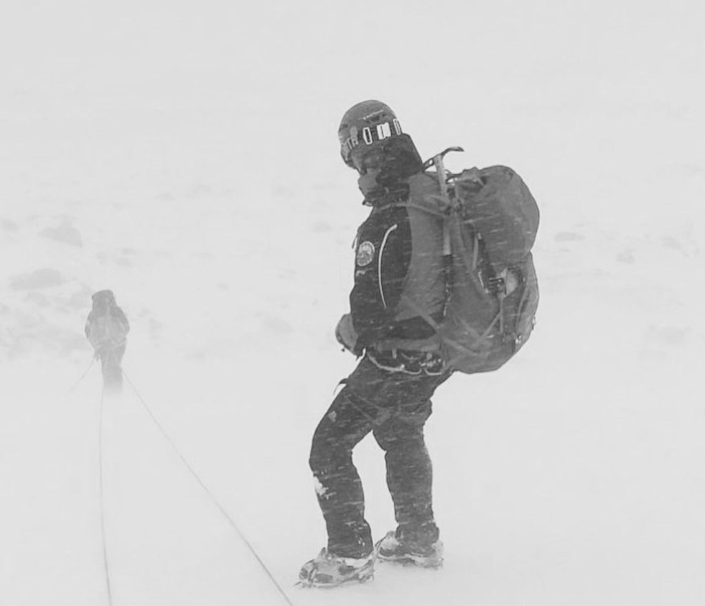 killinmrt87's tweet photo. Agencies are reporting heavy snow followed by rain fall will create snow instability &amp; #Avalanche risk. Added to that the wild weather reported @the_MWIS  &amp; other agencies regarding #stormbert mean the hills will be wintery and wild today. ❄️🌨️ https://t.co/IEL7HQs8yP