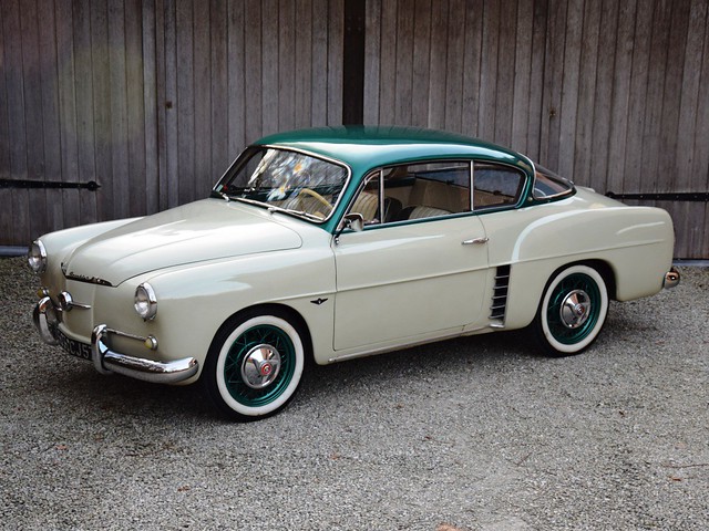 QuirkyRides's tweet photo. The #1950s #Renault-based #Autobleu #4CV #Coupé designed by #Ghia with 80 built by #Chapron https://t.co/gycN3tz0xz
