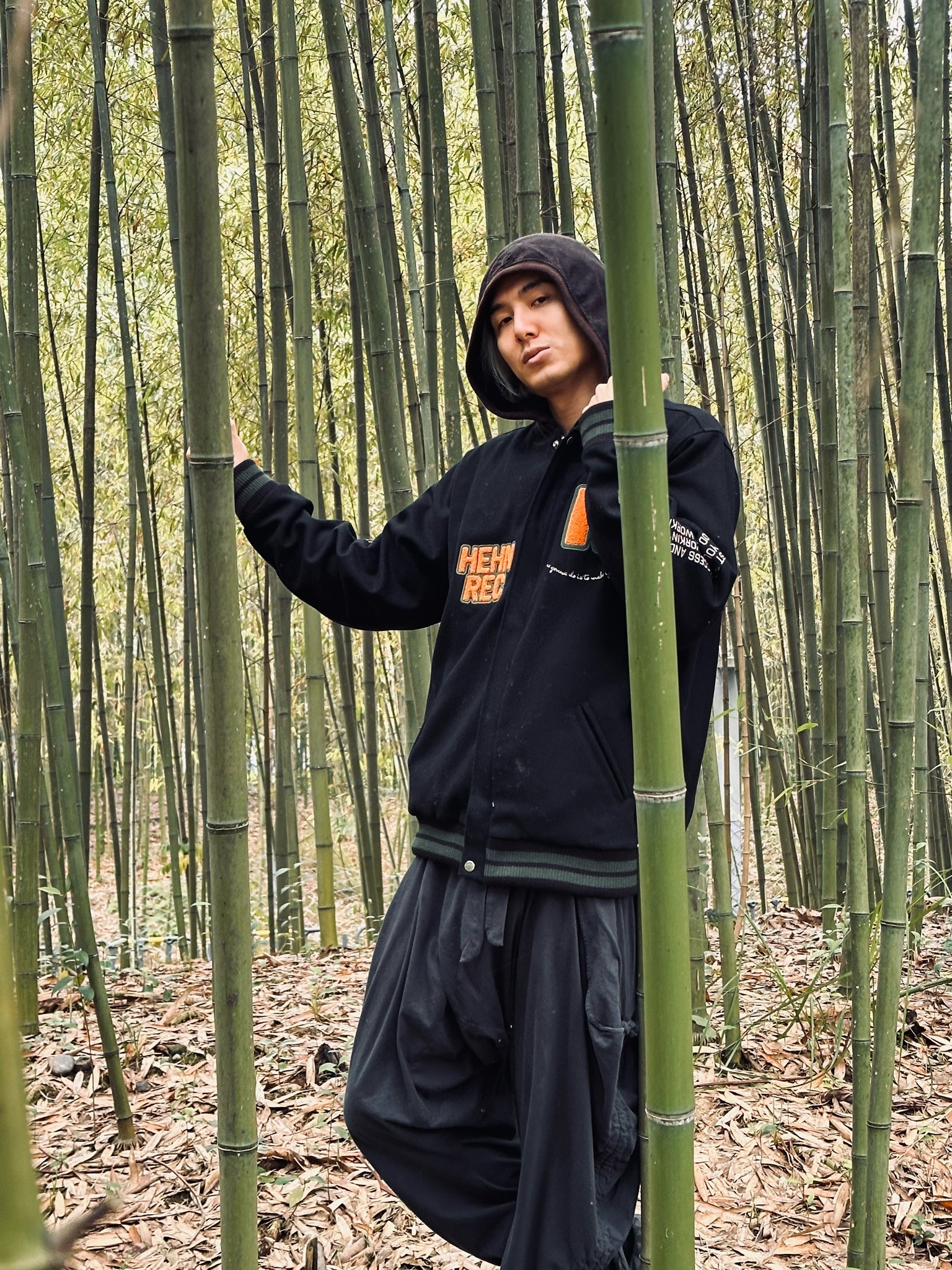 藤井風アジアツアー バンコク限定バックとボトルストラップ（水入り