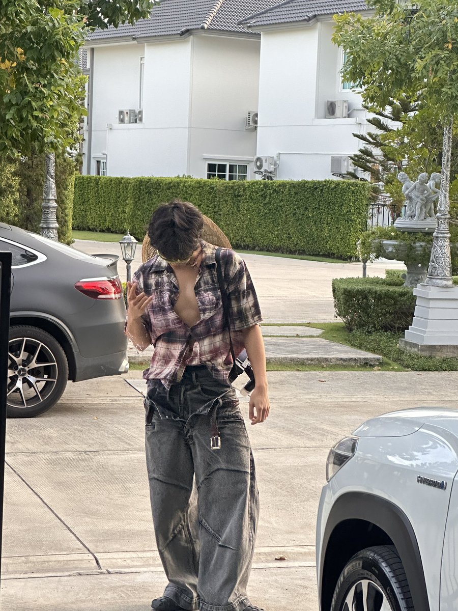 ไปทำสวนก่อนนะครับที่รัก