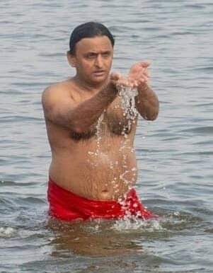 7–2
हर हर गंगे!!
😂