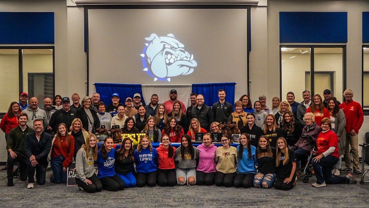 SoftballRavenna's tweet photo. Coaches from rec, travel &amp; high school, parents, g-parents, family, friends, trainers, physical therapist and teammates ALL showing up to 💙 @emmaherremans at her signing! @reeseherremans @addison_gillard @RileyHomoly @emily_postema0 @natalie_rosel 💙🥎 @FSU_SB 💙 https://t.co/eLW56sondz