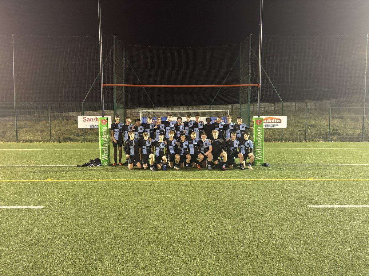 RhysMainwaring tweet media