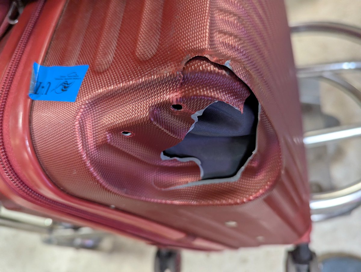 Abhimankokate's tweet photo. @IndiGo6E our bag got damaged while handling by the airline. We saw it while we left from Colombo Airport. What's the procedure to claim it as we are on the way to our destination. https://t.co/ACWkjNdbgm