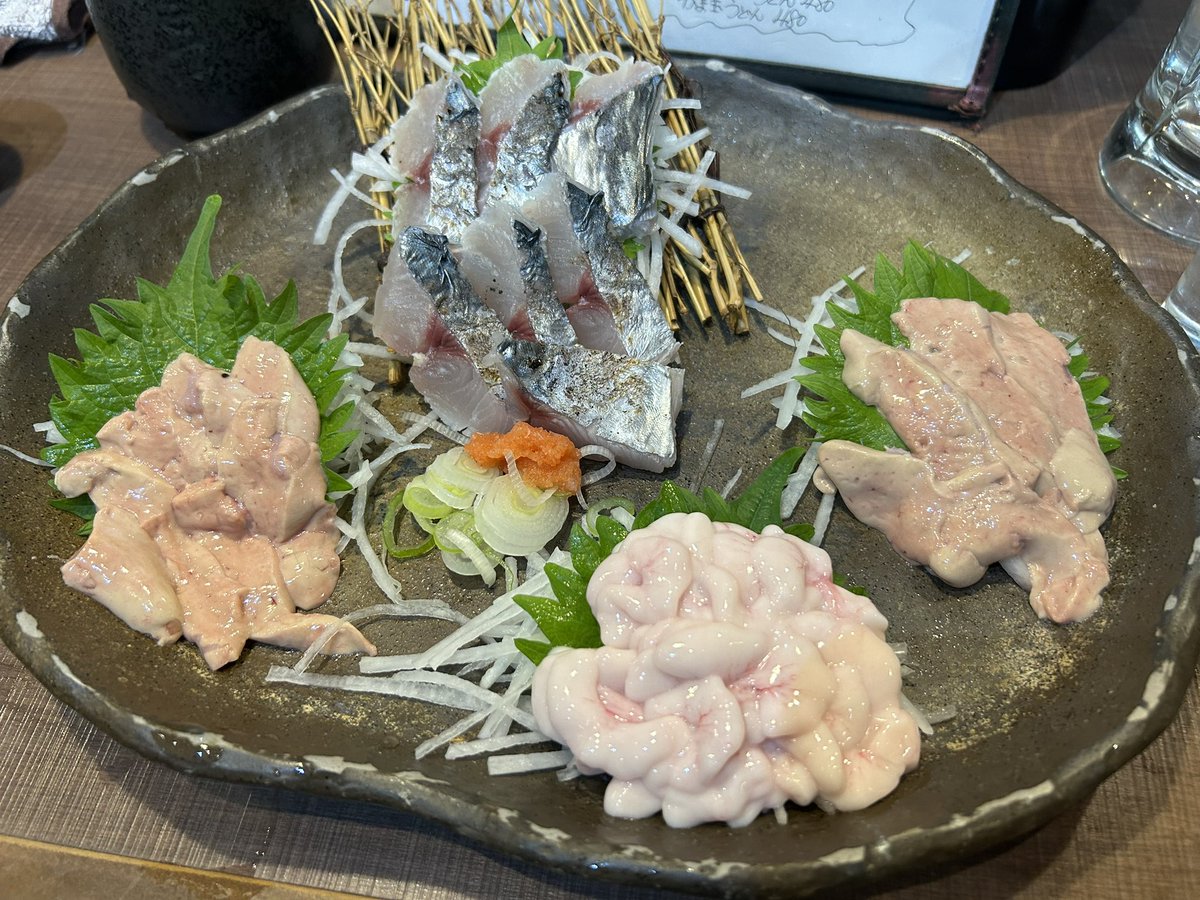 etu1443's tweet photo. あん肝、白子おかわり😏
旦那通風確定（笑） https://t.co/cFIz2h5gT6