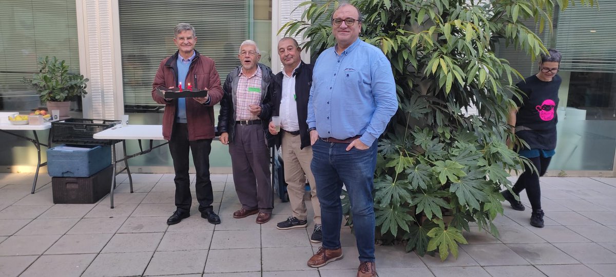 Eolmedo9's tweet photo. Great 15th years celebration! Thanks to all the participants! @BECICMRS @SMOS_satellite @ICMCSIC https://t.co/Nogptez3Ev