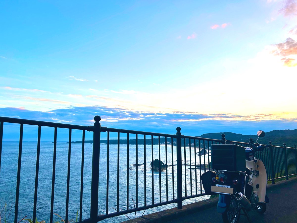 下田の海を見に