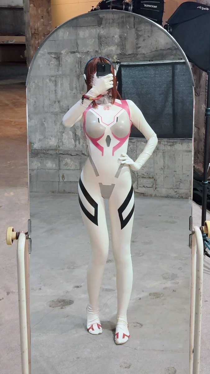 真希波マリ ⚠︎︎cosplay

自作の深々度ダイブ用耐圧試作プラグスーツ!!