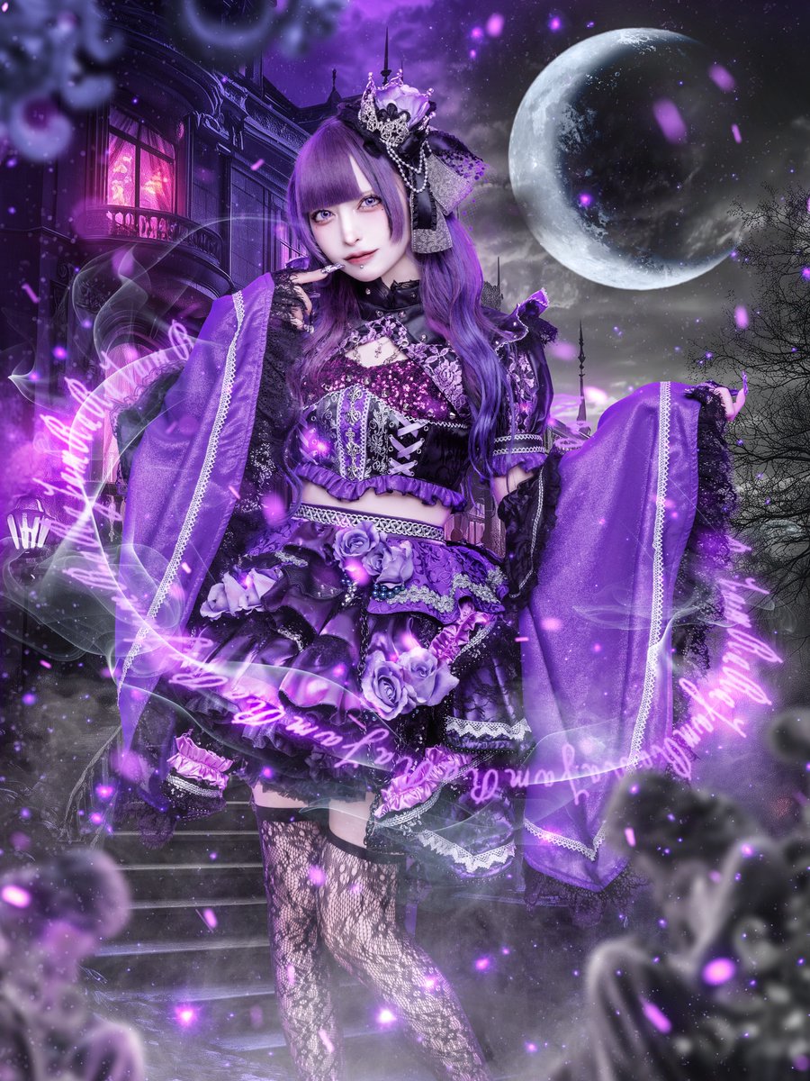 rarajam_info's tweet photo. 【個人アー写解禁】

𑣲•☽•♱•━━━━━

　   💜 紫色担当 💜
　　
　　黒魅らら -Kuromi Rara-

　　☾ @kuromirara ☾
 
               ━━━━━•♱•☽•ᬑ https://t.co/RuQAGZySw8