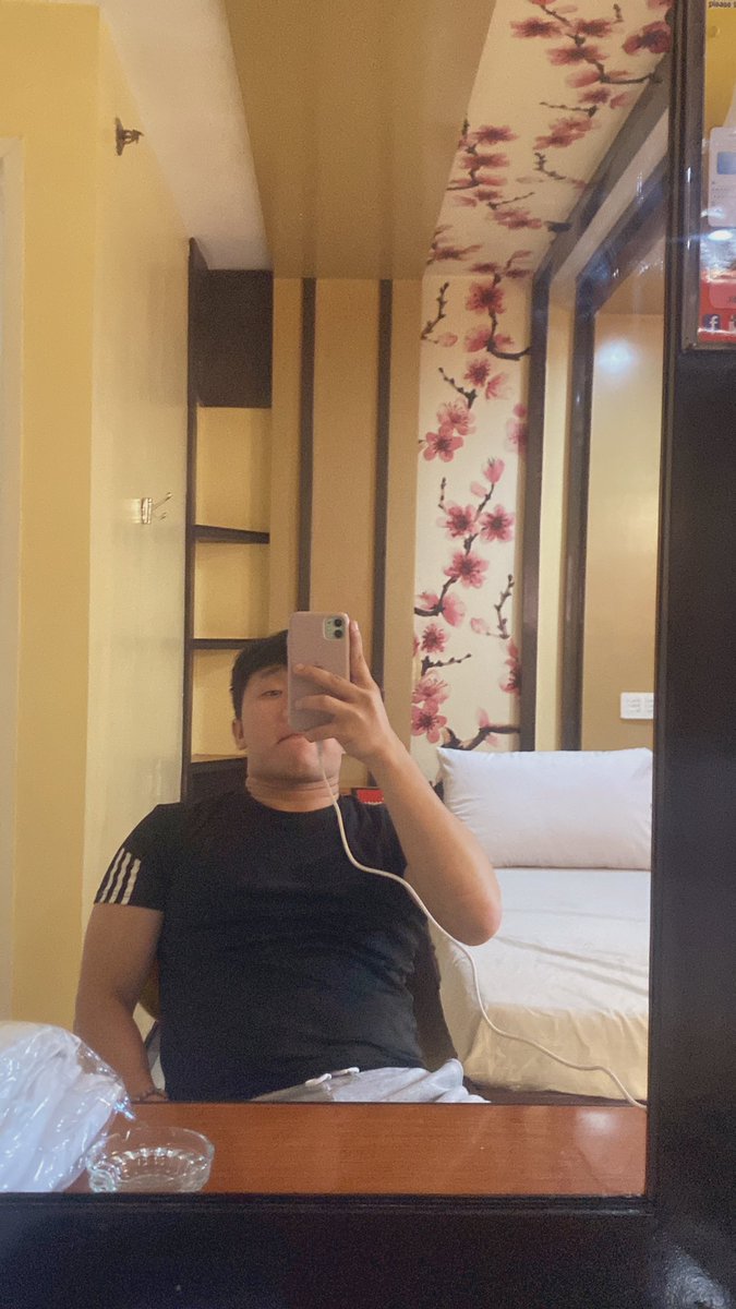 DavebbyButt's tweet image. Ganda ng background 🤭🫣

#davey #alter