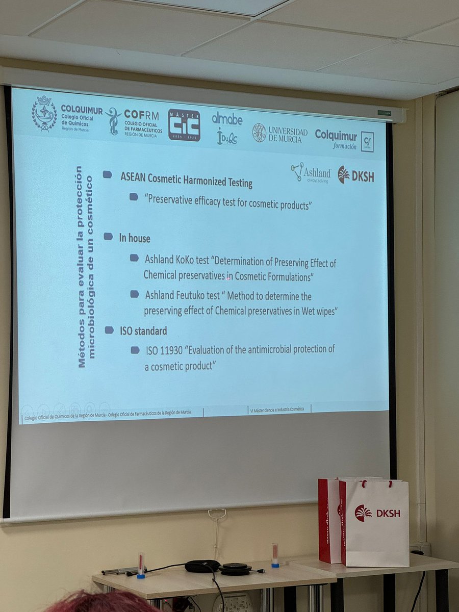 COLQUIMUR's tweet image. Esta semana, los alumnos del VI Máster de Cosmética, con Ramón Moliner de @dkshgroup  de:
🧑🏼‍💻 Programas de Limpieza y desinfección en la Industria Cosmética
🥫 Conservantes en la Industria Cosmética
@cofmurcia #colquimur #colquimurformación #vmastercic #cosmética #mástercosmética