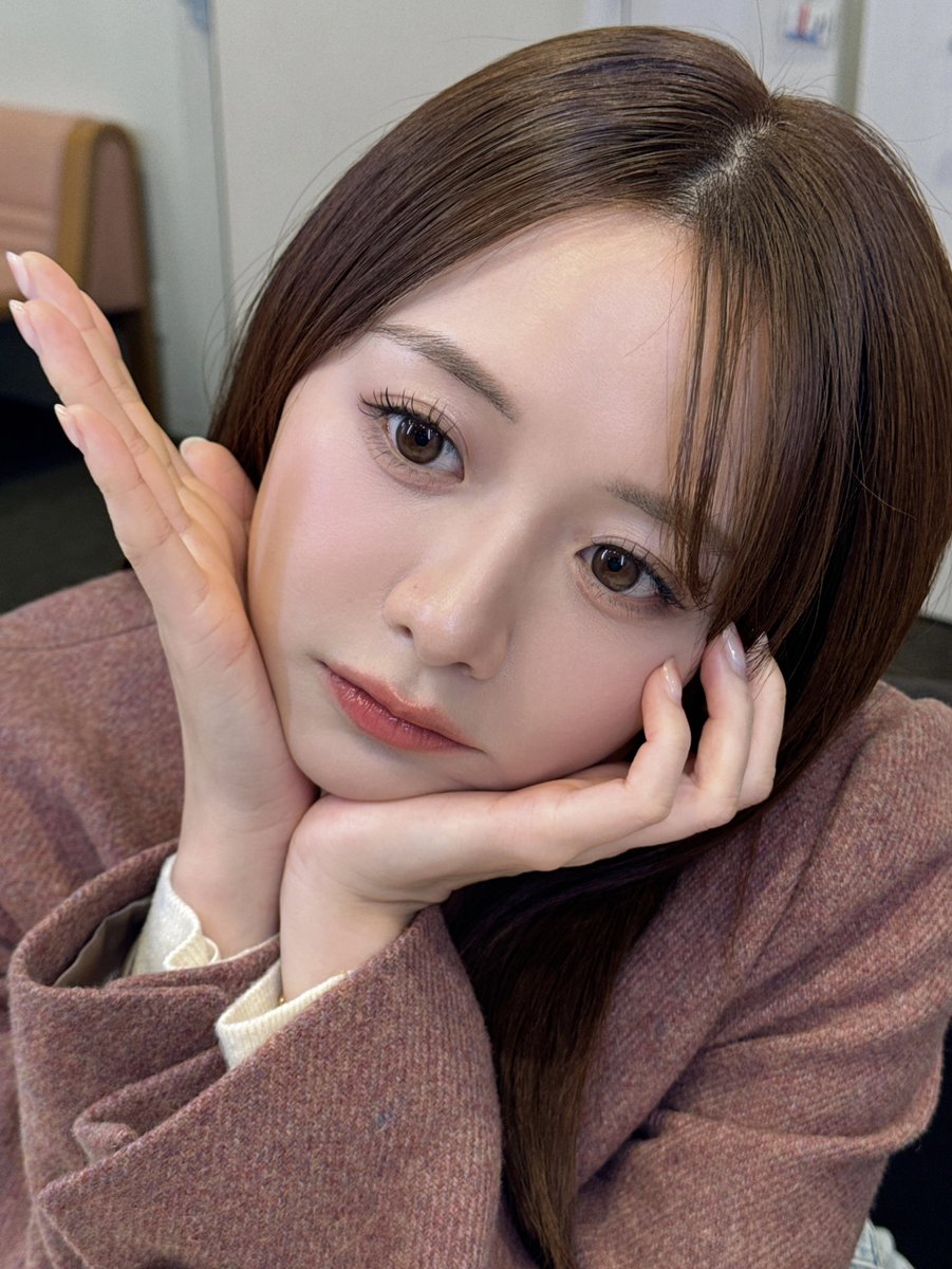 今日のカラコンは
meillyのシフォンブラウン💭

全部嘘テレビは、森香澄を尾行
https://t.co/EpmBB92ysO

ローカルアナのさがしもの、第2話
https://t.co/lAS611kqTD

よろしくお願いします☺️ https://t.co/VeFOvtIwDl