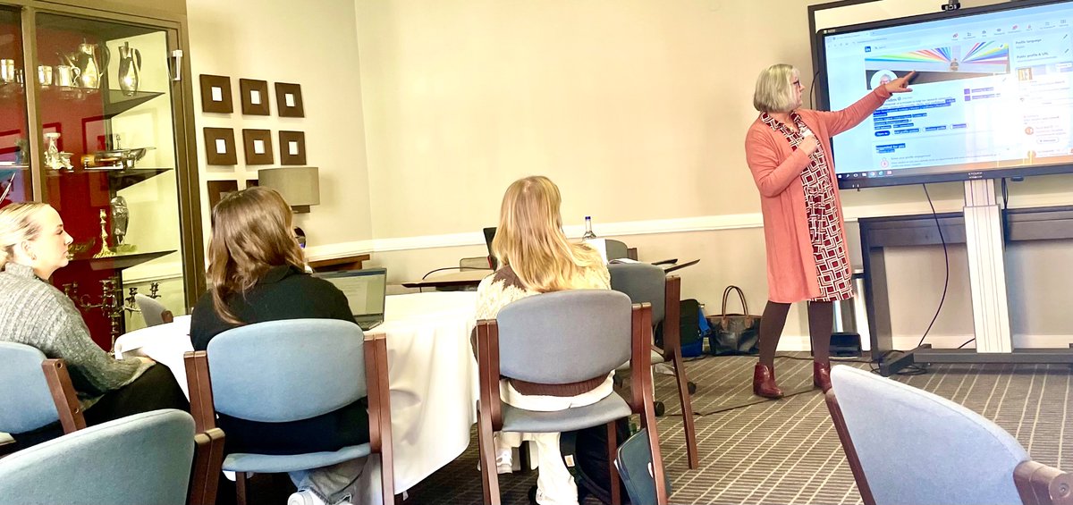 Thanks to the inspiring @RuthWinden and Taryn Bell from <a href="/UniLeedsODPL/">OD&PL University of Leeds</a> for the engaging workshops on CVs, LinkedIn, career choices and interview techniques at the <a href="/UoL_LICAMM/">LICAMM</a> career academies PGR away day. Also LICAMM for prioritising career development for our students and staff