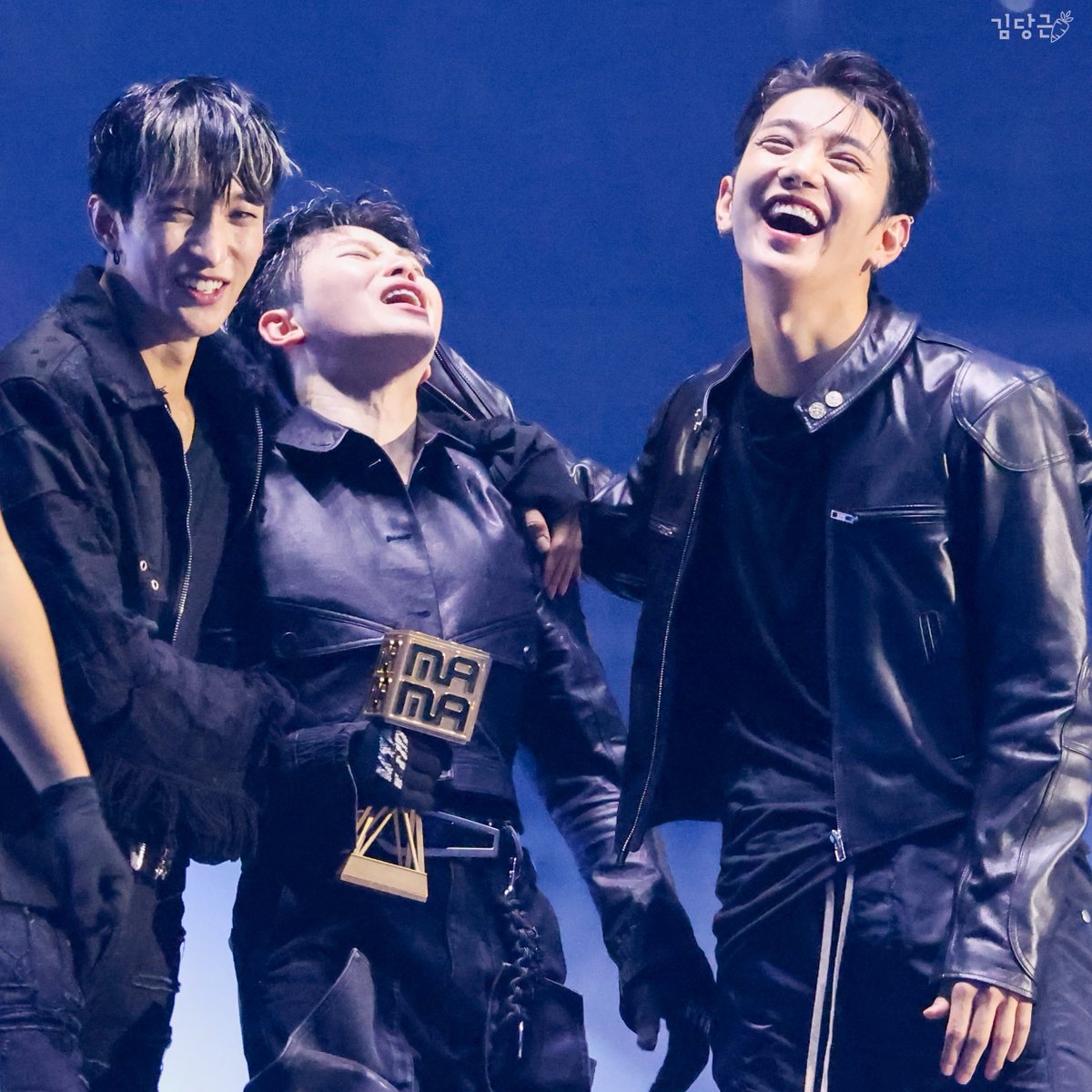 erin_carrot's tweet photo. 241123 MAMA pre 

🥹

#woozi #우지 #dokyeom #도겸 #joshua #조슈아 #seventeen #세븐틴 https://t.co/tKq9sVorGU