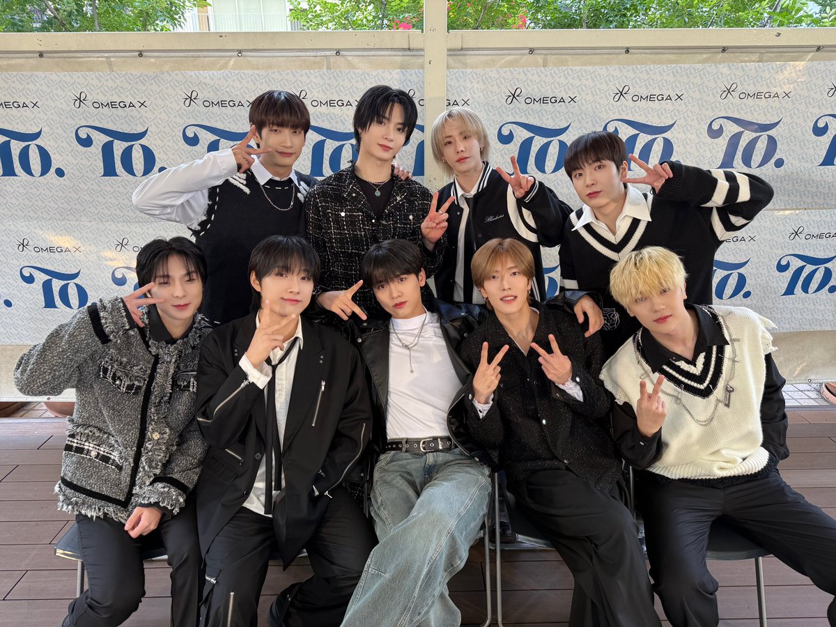 OmegaX_jp's tweet photo. [📸]

朝から夜まで寒かったですが、ポエギの愛で暖かかったです💚🔥

明日大阪の公演会場で会いましょう🫶

#OMEGA_X #オメガエックス
#To #愛の力 https://t.co/V04CIcmf1X