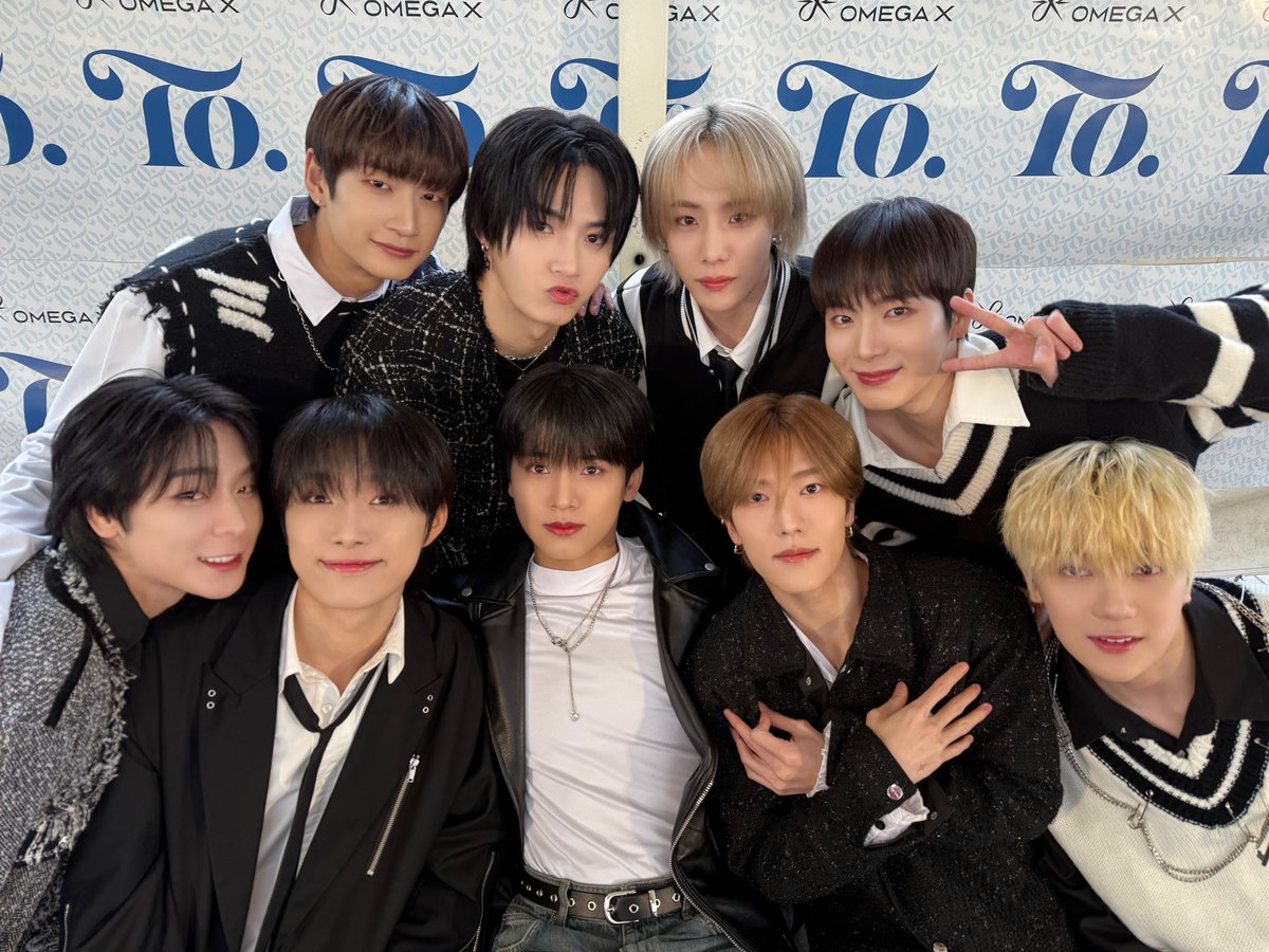 OmegaX_jp's tweet photo. [📸]

朝から夜まで寒かったですが、ポエギの愛で暖かかったです💚🔥

明日大阪の公演会場で会いましょう🫶

#OMEGA_X #オメガエックス
#To #愛の力 https://t.co/V04CIcmf1X