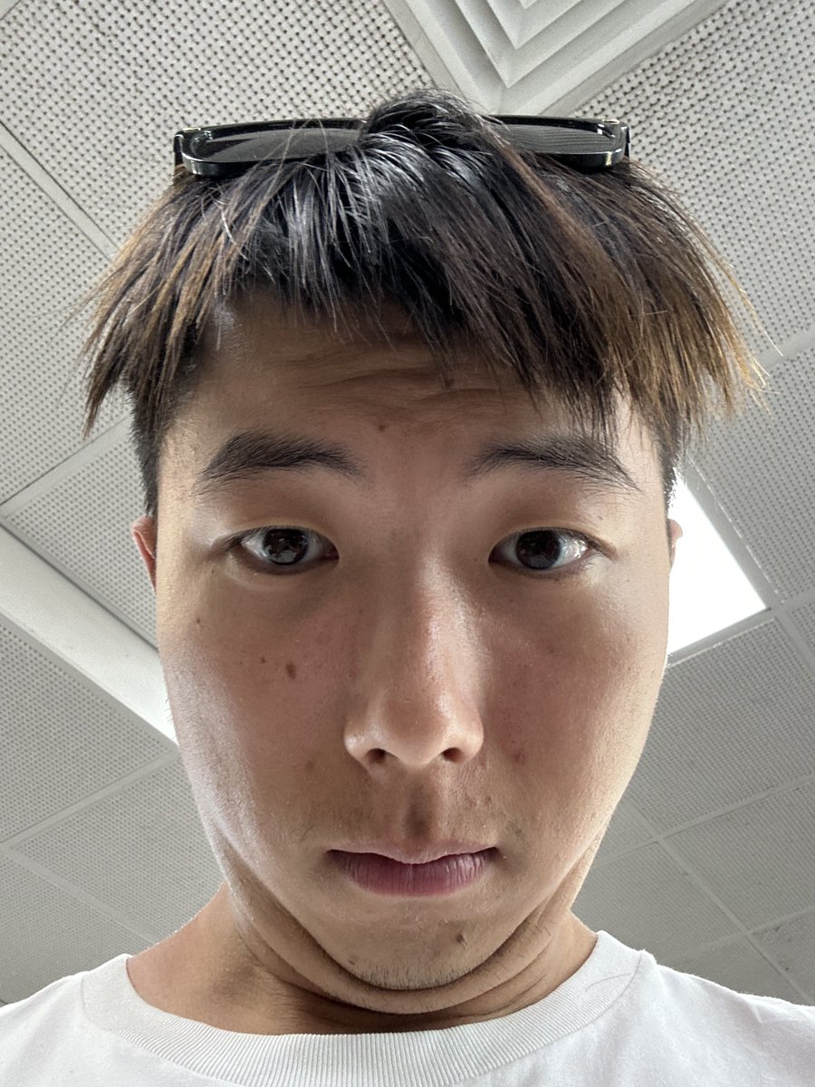 N193DN's tweet photo. 双下巴谁懂 https://t.co/XMFpSjFhgd