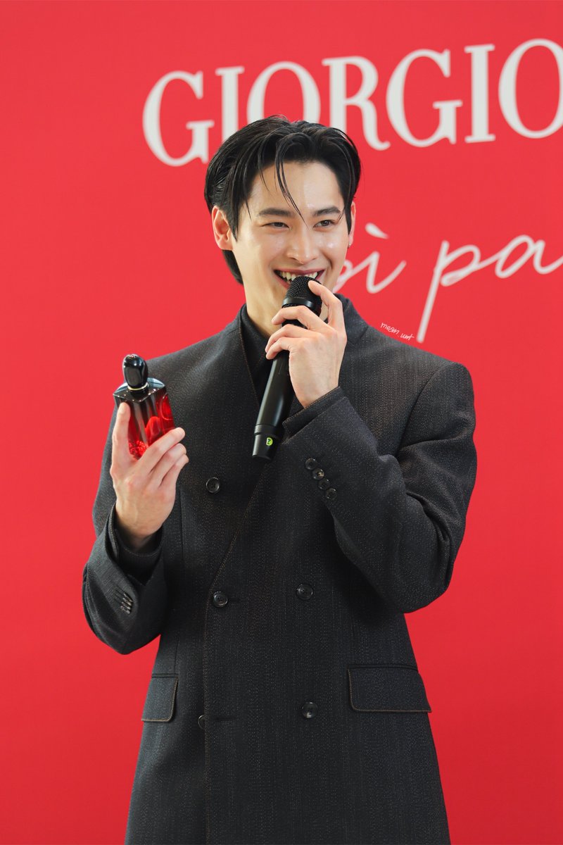 mean_wnt's tweet photo. [23-11-2024] คนหล่อๆ คนนี้เป็นของงุ้งงิ้งๆ นะคับ 🥰

Kao with Si Passione Intense
#KaoXSiPassioneInt 
#ArmaniBeautyTH
#number_9th https://t.co/ftp8RXonKV