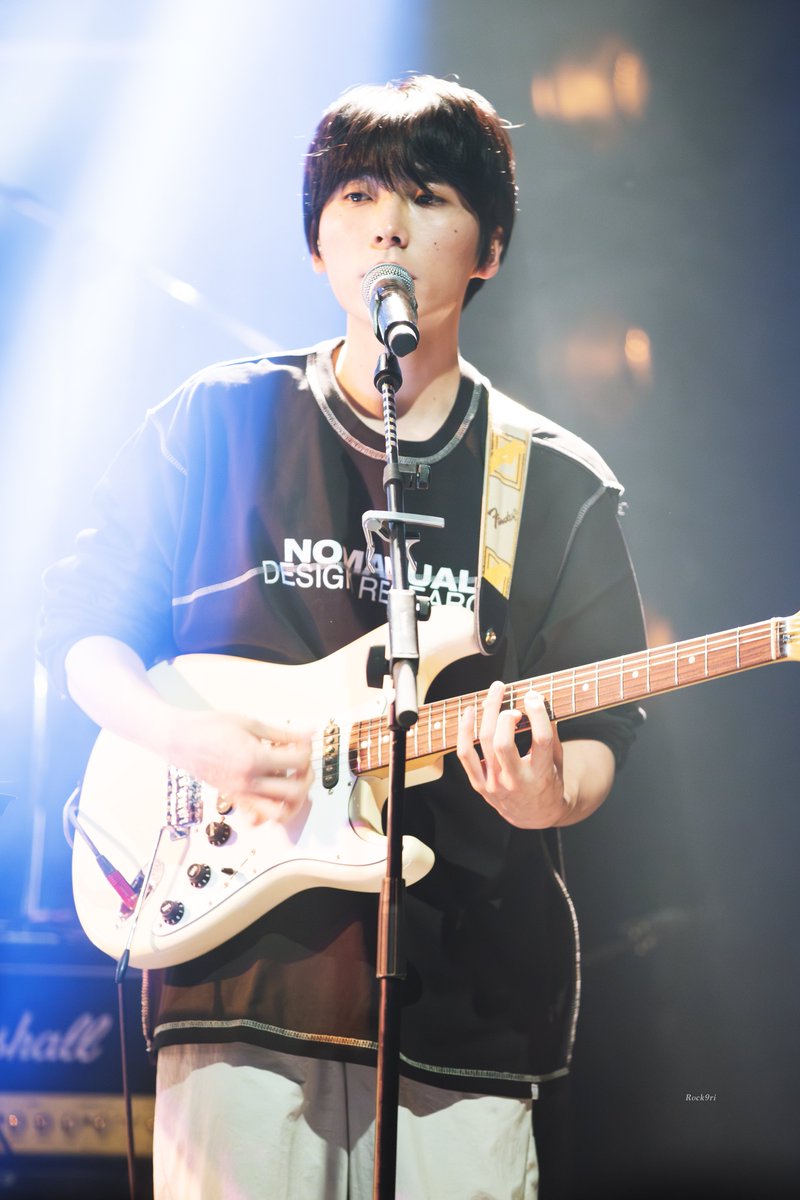 221214 My Universe
#로우행잉프루츠 #로행프 #박한범
