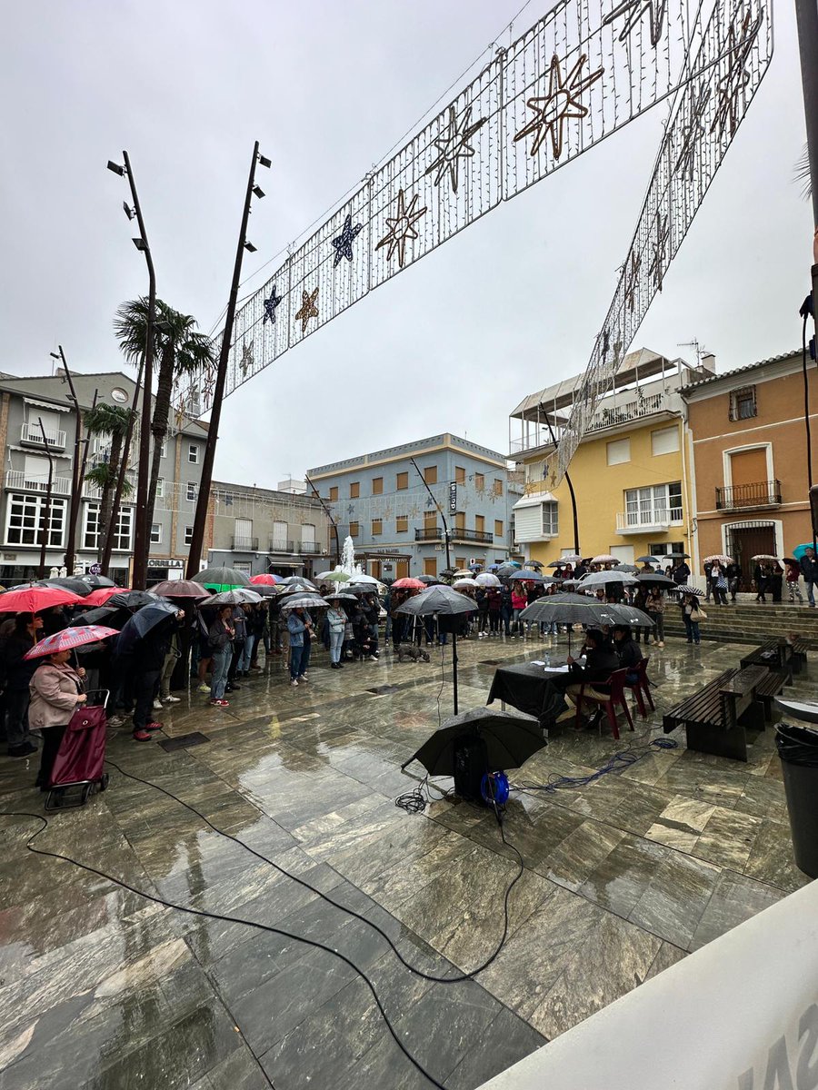 Guaitem la terra tweet media