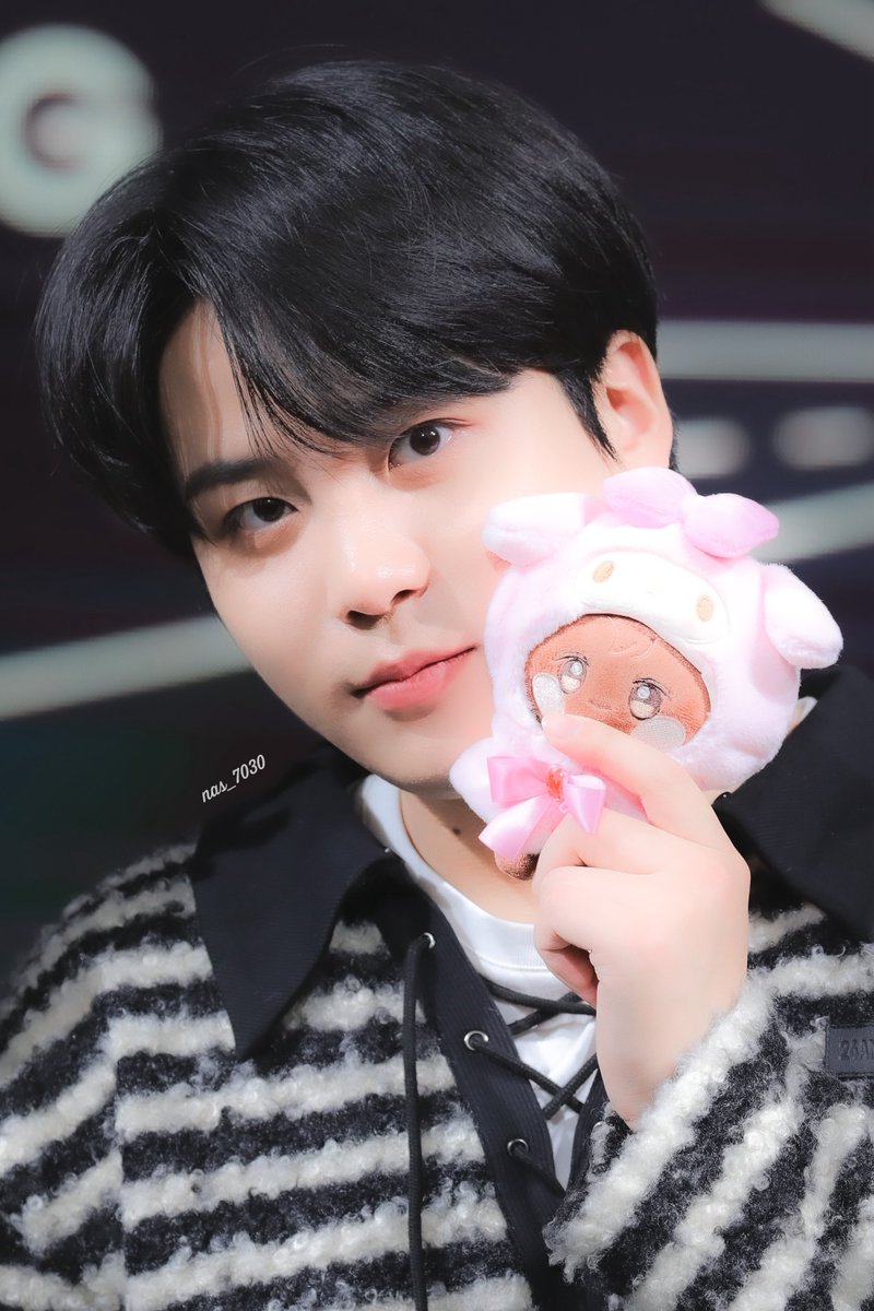 나스🐻 tweet media