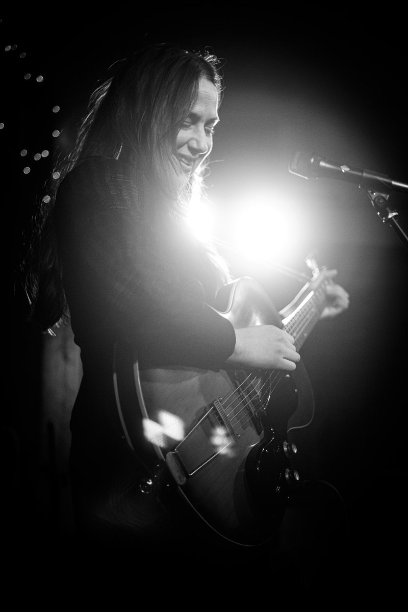 Josienne Clarke tweet media