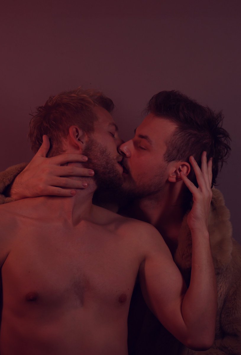 Forbidden to love. Pt.1

#czechgay #gaykissing #mlm #loveislove #gay