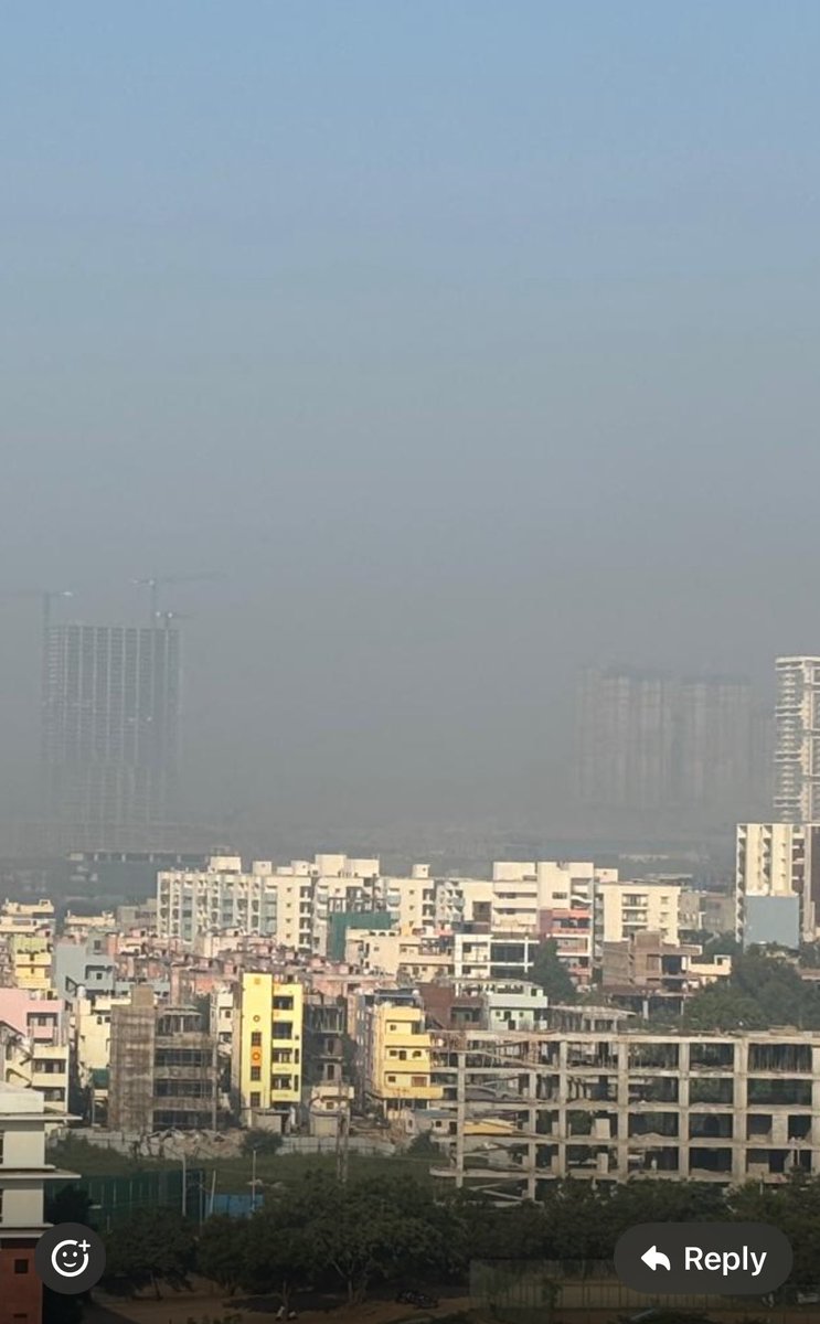 Dhananjay_K9's tweet photo. @gadwalvijayainc @HiHyderabad Good move. Can you please do something to reduce air pollution? These were taken during noon time. Looks like another Delhi in the making. https://t.co/QSg4b8GhtA