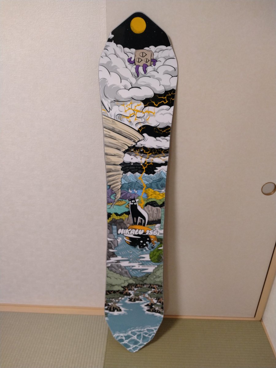 snowlaif1's tweet photo. 今年の板です🥰 https://t.co/vWP2nA89YO
