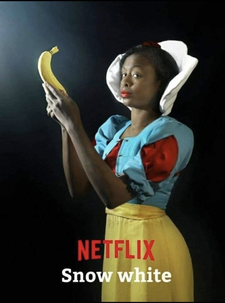 JBaez7777's tweet photo. @Malatoxic 😐 Dr Malamen Cote, esos tacos son tan falsos como la BlancaNieves de Netflix 😆
🤔 ni parecen tacos 😳 parece un compuesto de nachos del sams con extra queso entre 2 doritos 😅
🧐 la chica los sujeta con desdén +porque los guantes de la lady que parece los toma con precaución 😐 https://t.co/jLtN1GgeAj