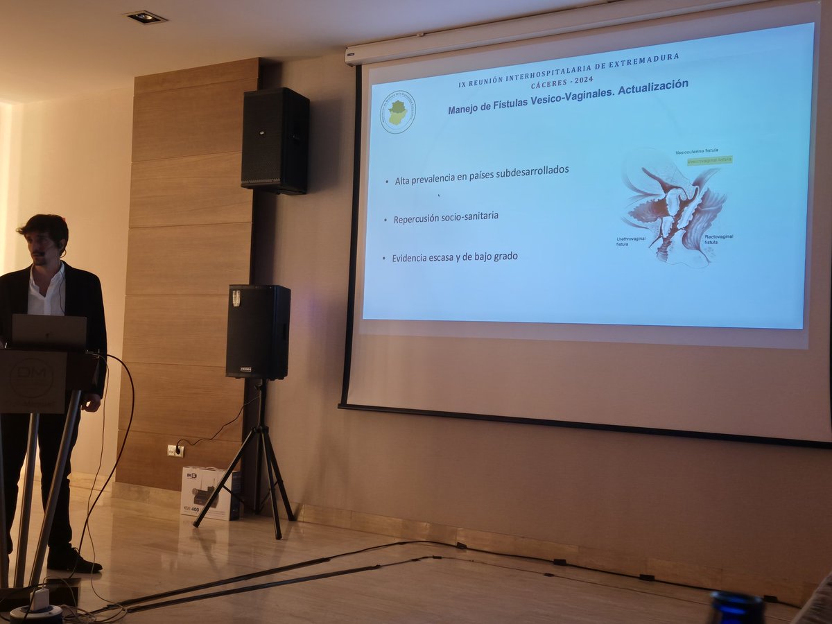 AUCEX (@uro_extremadura) on Twitter photo Fabulosa ponencia sobre el manejo de las fistulas vesicovaginales en la IX Reunión Interhospitalaria de Urología de Extremadura gracias a <a href="/CarmenGEnguita/">Carmen GEnguita</a>. Moderada por el Dr.Pareja.
Muchas gracias
#Aucex #urologia #urology #aeu #residentesurologia Fabulosa ponencia sobre el manejo de las fistulas vesicovaginales en la IX Reunión Interhospitalaria de Urología de Extremadura gracias a <a href="/CarmenGEnguita/">Carmen GEnguita</a>. Moderada por el Dr.Pareja.
Muchas gracias
#Aucex #urologia #urology #aeu #residentesurologia
