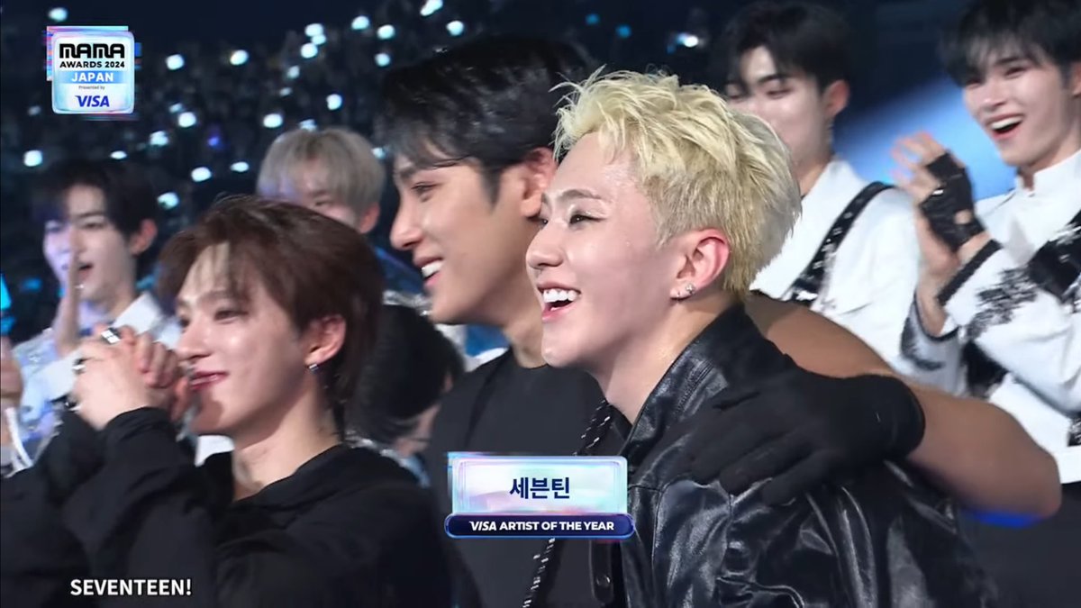 WORLDMUSICAWARD's tweet image. #SEVENTEEN trends at #1 on X Worldwide for hours with 1.26M RT after winning Biggest as a Boy Band for Artist, Album &amp;amp; Best Male Group of the Year, Fans Choice &amp;amp; Super Stage at the #2024MAMAAwards ! 💪💥🥇✖️🌎🏆🏆🏆🏆🏆🔥👑💙