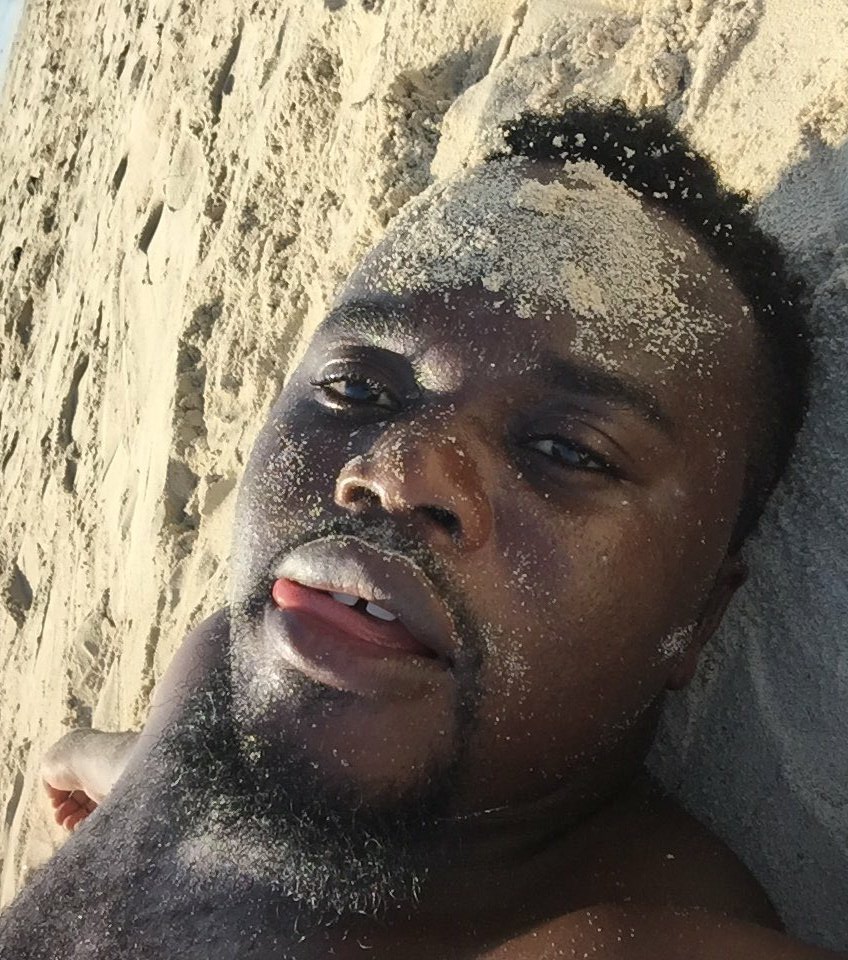 Weekend ndo hii ya kwenda kujivinjari na kujiachia sijui nikaswampe wapi
😌😌