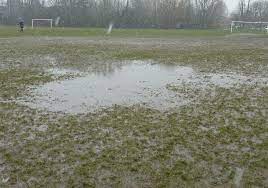 savegrassroots's tweet photo. #Gamesoff Grassroots football today divide by those who have access and can afford to play or training on these Privatized hubs and those who games and training sessions are call off due to the weather and poor maintained facilities #savegrassrootsfooty https://t.co/utaTfGttQo