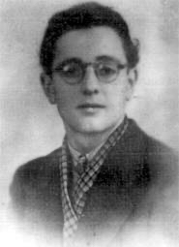ANPIRomaPosti's tweet photo. Tornitore presso l'#Ansaldo di #Genova, #MarioGinocchio dopo l'#8settembre 1943 militò nelle file della 37a #BrigataGaribaldi.Cadde in combattimento il #28novembre 1944 nel tentativo di oltrepassare le linee nemiche per raggiungere il comando della sua brigata.Aveva 21 anni. https://t.co/bssa25Hs3c