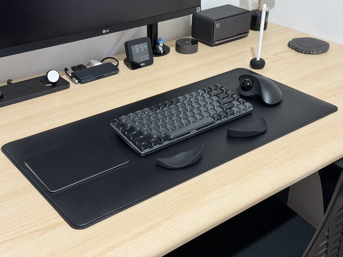 kd_dgnexus's tweet image. SATECHIさんに提供いただいたヴィーガンレザーデスクマットの質が高すぎてヤヴァイ！

写真、撮って出し、です。

#desksetup 
#satechi
#pr