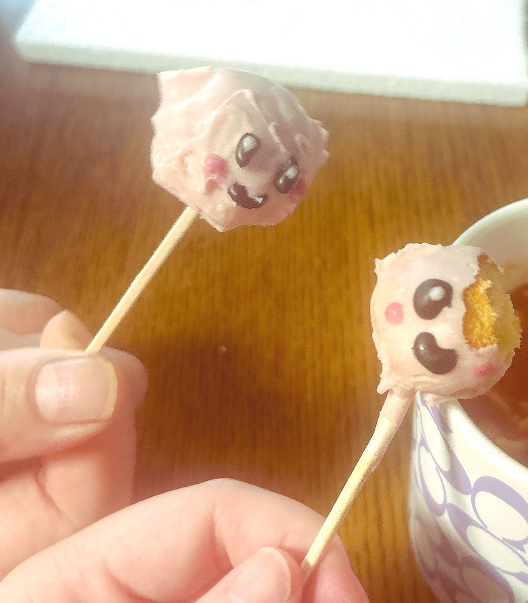 o_____opaya's tweet photo. お母さんが家に遊びにきた。
サプライズで私の好きなカービィ（らしき）の手作りお菓子を持って！めちゃ可愛くてテンション上がった。優しすぎる🥰 https://t.co/pPscwoaiJD
