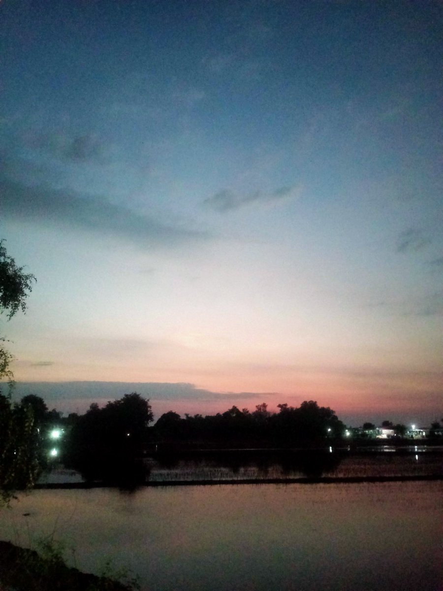 Ihave_Alone's tweet photo. 🦇 . . . 🦇 . . . 🦇
🥱 😴 😴
#Night_shift https://t.co/ZjtBKgH8NR