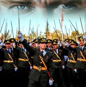 ataturca's tweet photo. @ATAISIK_ #TeğmenlerimizinYanındayız
#MustafaKemalATATÜRKünAskerleriyiz
#NeMutluTürkümDiyene🇹🇷 https://t.co/hxtmD4KiDs